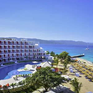 4* Resort Grand Decameron Cornwall Beach, A Trademark