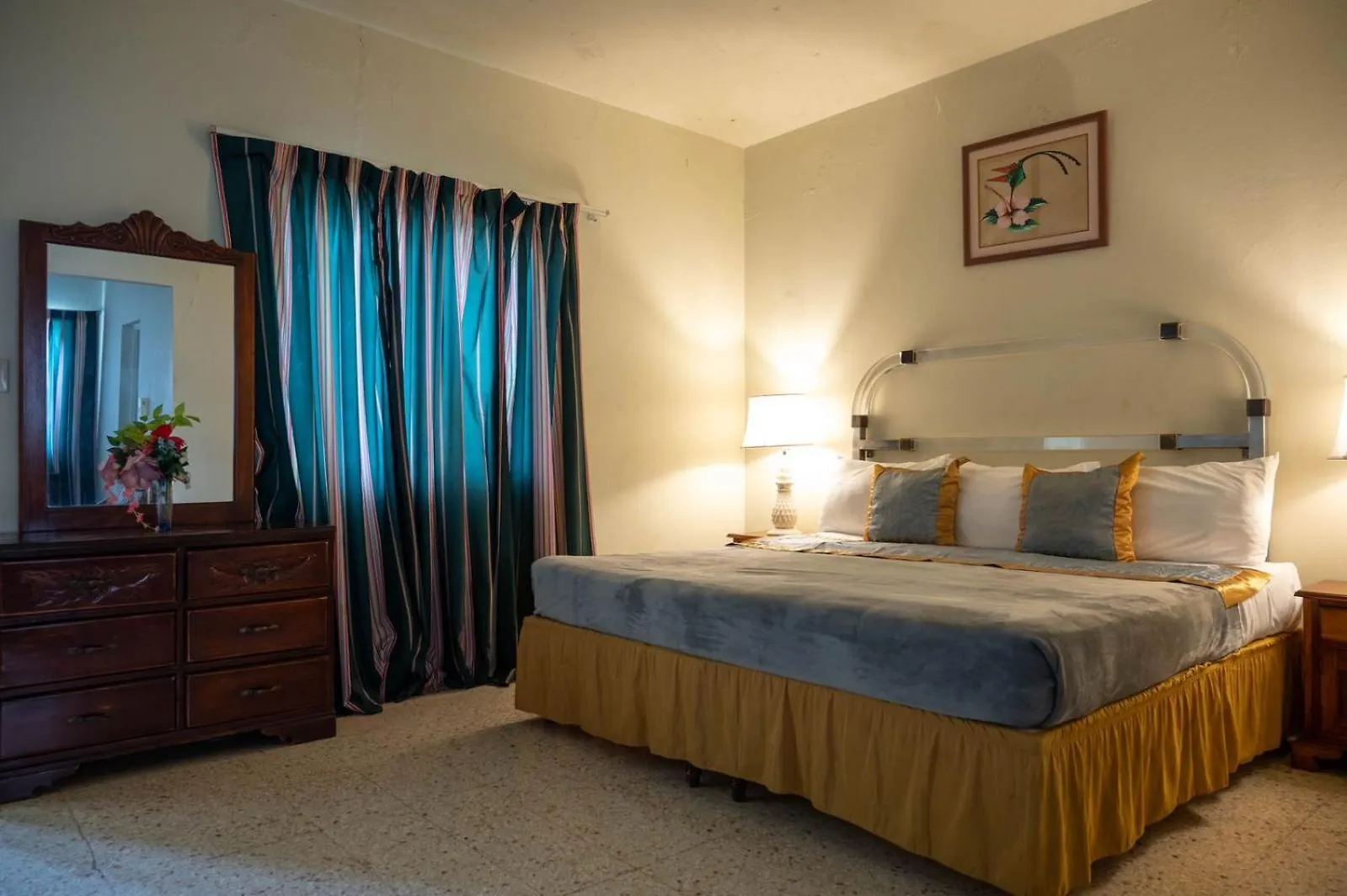 ゲストハウス Ocean View King Room At Sahara Hotel モンテゴ・ベイ